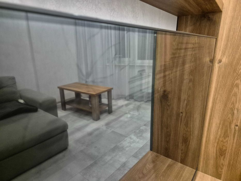 Телевізор Samsung 55CU8000 на запчастини. Розбитий екран