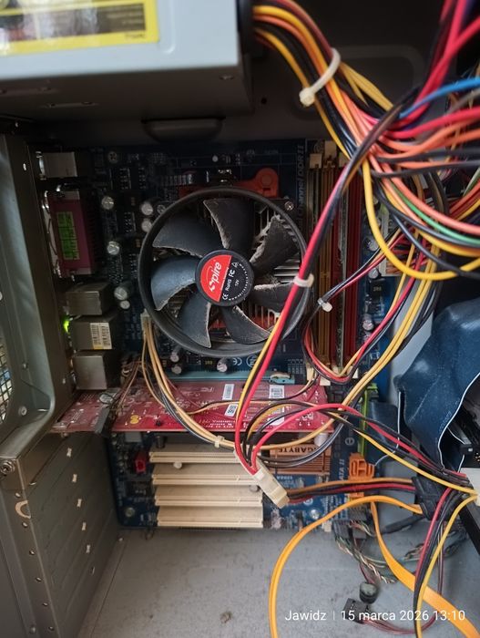 Komputer stacjonarny