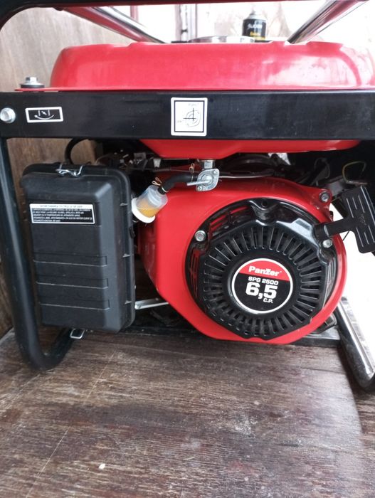 продам бензогенератор  Panzer spg 2500
