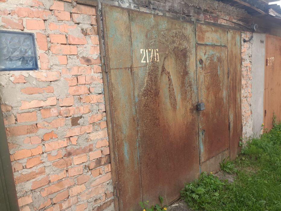 Продам гараж в кооперативі Простір