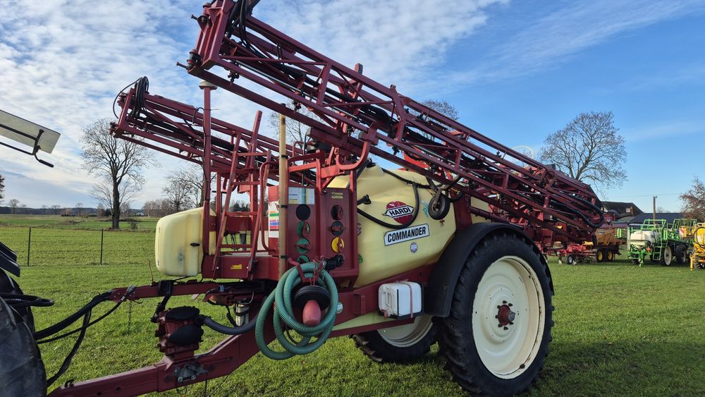Opryskiwacz Hardi Commander 27m 2800L
