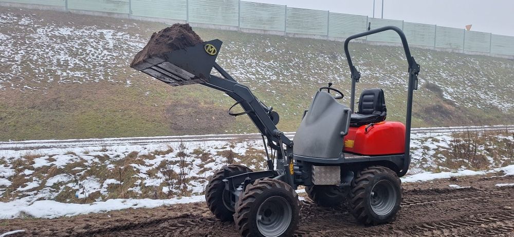 Wynajem miniladowarki 4x4 miniladowarka wypożyczalnia