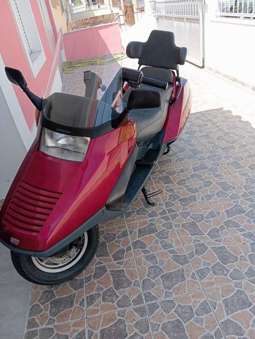 Honda CN 250 Impecável