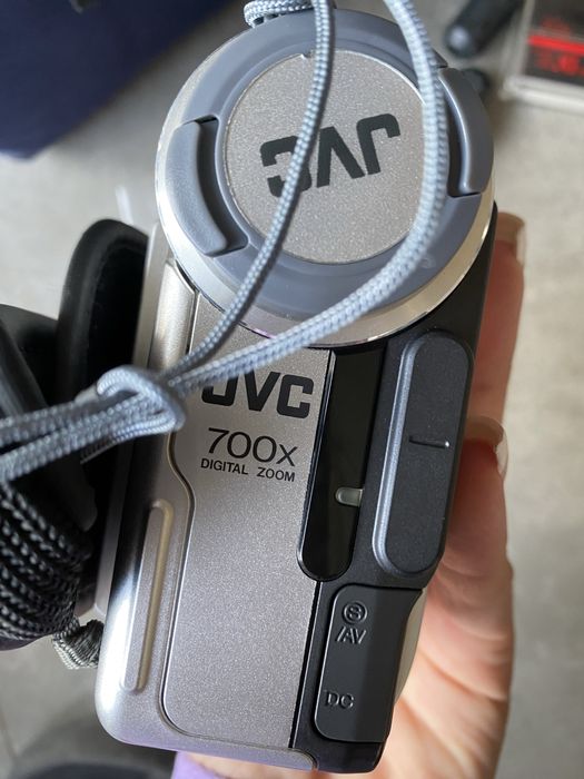 Cyfrowa camera mini  JVC GR-DX25EK