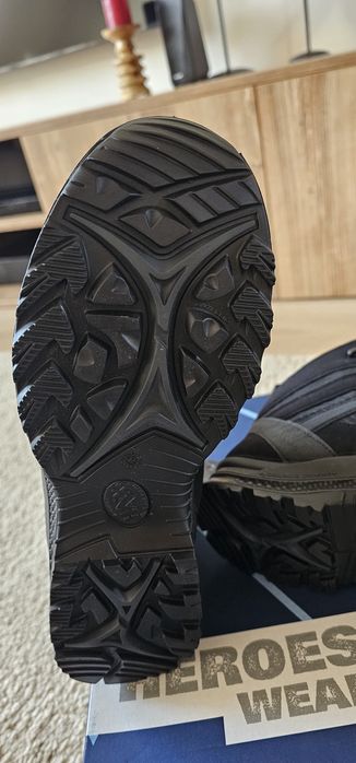 Buty Haix BLACK EAGLE Athletic 2.1 GTX  Nowe  rozmiar 7,5