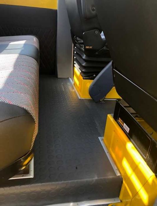 Эвакуатор частичной погрузки 4*4 Mercedes Sprinter 412