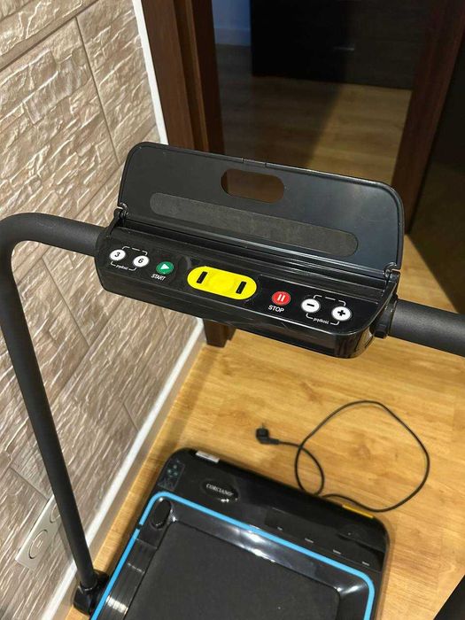 Bieżnia Elektryczna Domowa Treningowa GIRO 8270 Corciano
