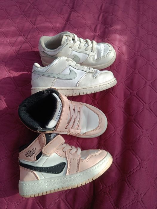 Взуття для дівчинки