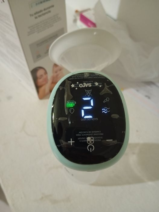 Extrator elétrico de leite materno