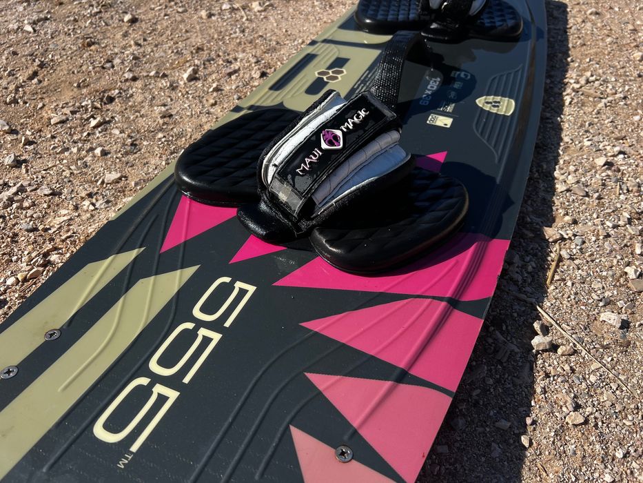 Kit completo de Kitesurf – Slingshot Machine 10m² + Barra Sentry + Nobile 555