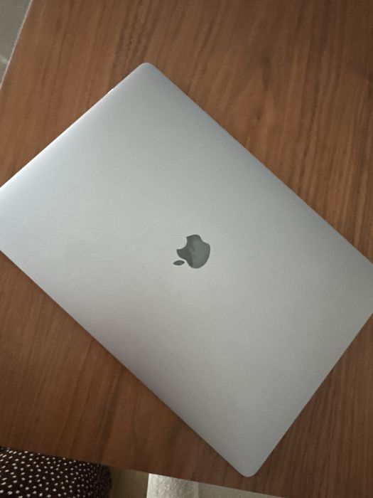 Macbook Pro 2019 16 polegadas