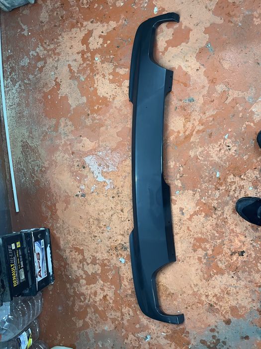 Задний дифузор накладка заднього бампера BMW F10 рест М пакет