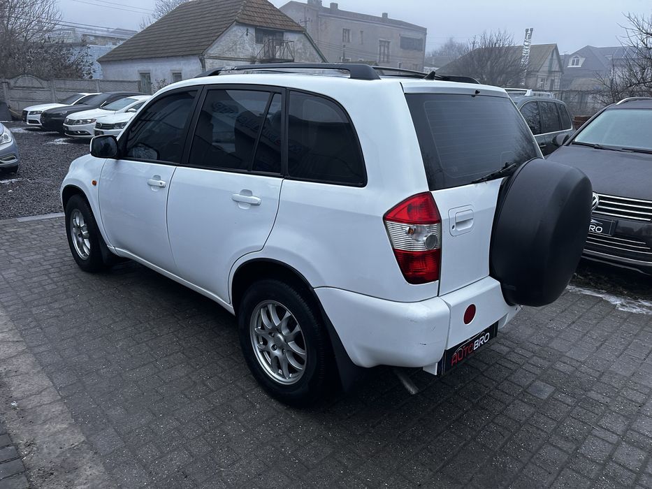 Чери тиго 2.4 Автомат в отличном состоянии