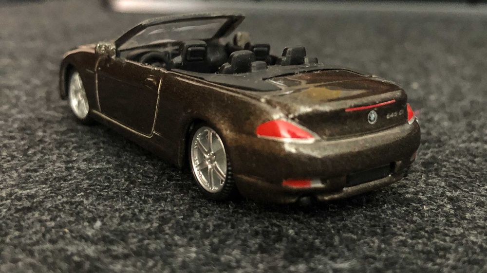 BMW 645 CI 1:64 Burago