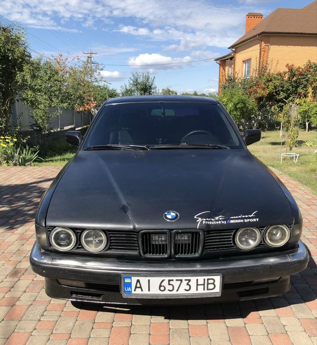 Продам БМВ е32 м30б35.