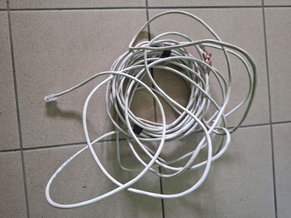 Kabel telefoniczny