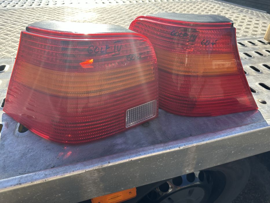 Lampy tylne golf 4