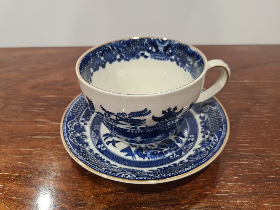 Chávenas  e torteira inglesas Burleigh ware