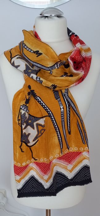 Modne  dodatki wiskoza wzorzyste nowe