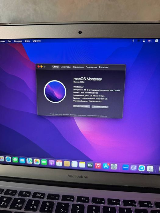 Продам MacBook Air 13(2017)