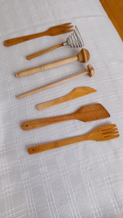 Przybory kuchenne drewniane 7 sztuk