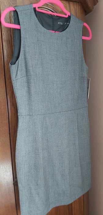 Sprzedam nowa Sukienka marki Zara rozmiar M