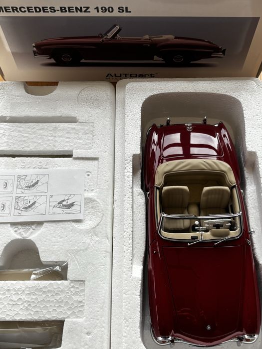 Mercedes-Benz 190 SL 1:18 red AutoArt Millennium rzadki
