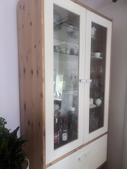 Witryna Ikea lite drewno