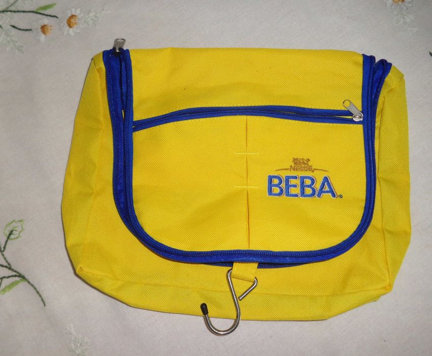 "BEBA Nestle" nowa niemiecka duża kosmetyczka- niezbędnik