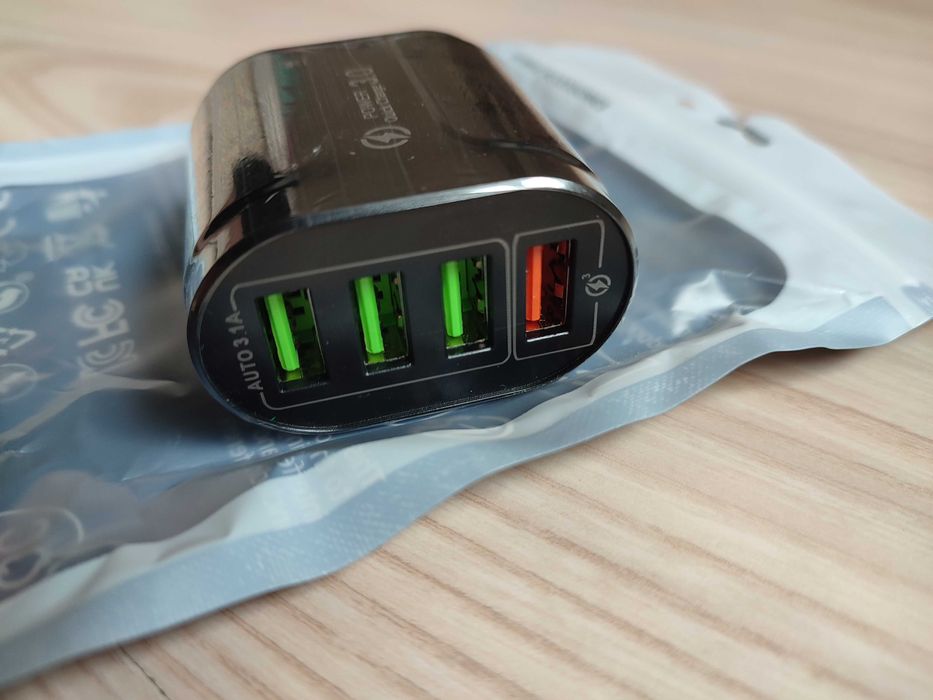 Швидка турбо-зарядка для планшету, телефону Power Quick Charge 3.0