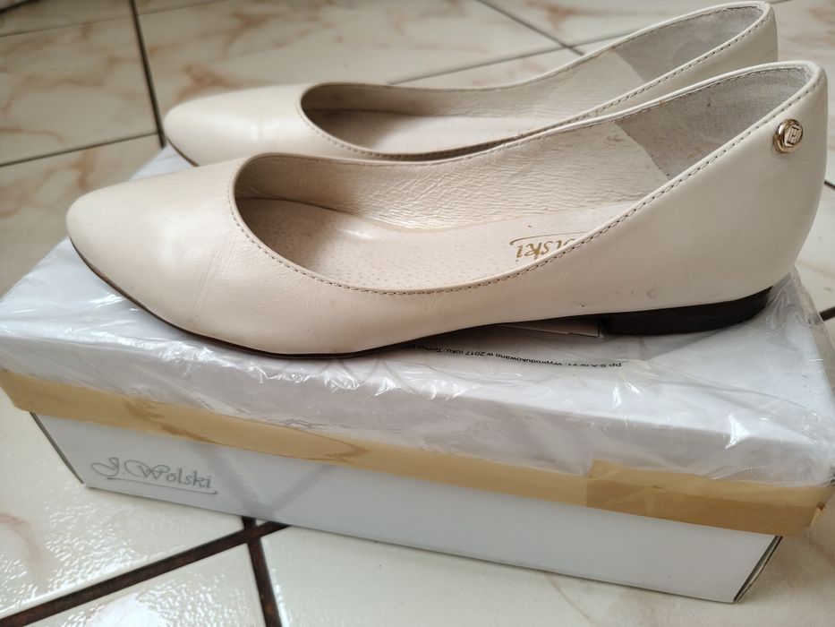 Balerinki ecru  r 38