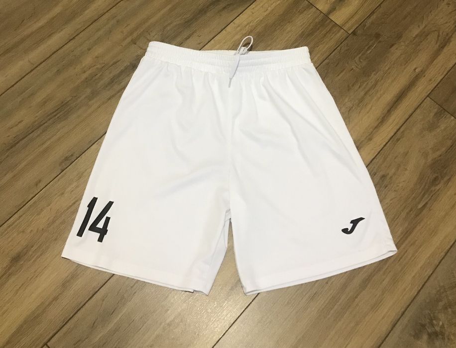 Шорты для занятия спортом