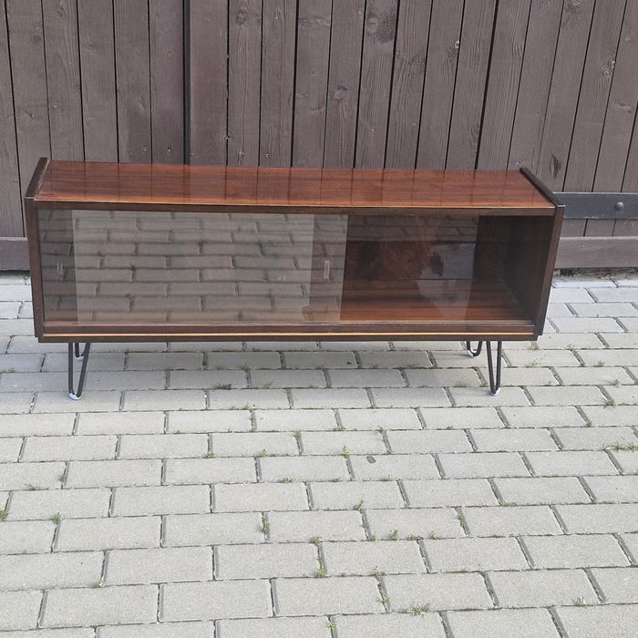 Komoda prl/ szafka na metalowych nozkach prl / nadstawka prl