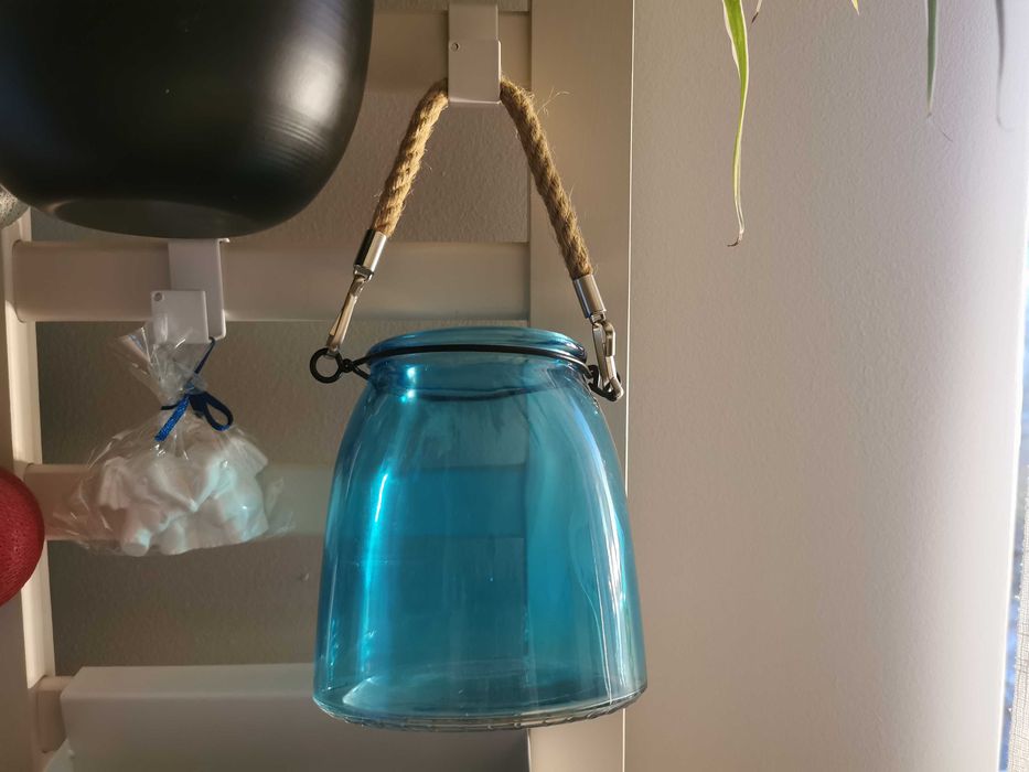 Kosmetyczne akcesoria pojemnik