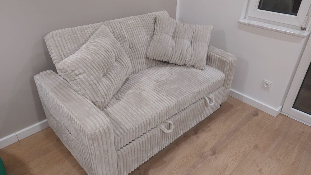 Mała Sofa 2 osobowa AOSOM beżowa w prazkowany material