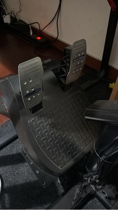 Thrustmaster T300