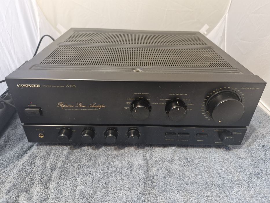 Wzmacniacz Pionieer A-676 70W