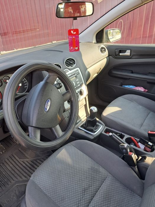 Продается авто Ford Focus 2005г.