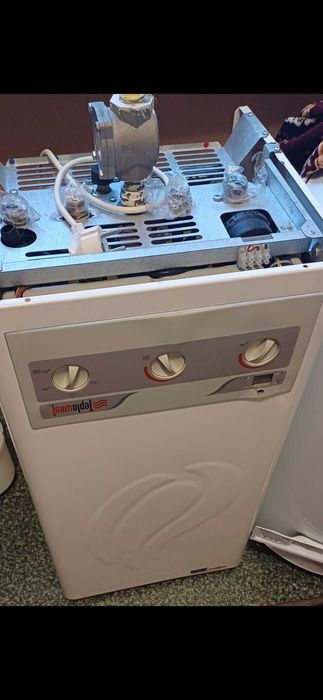 Газовий котел продам б/у тепловест