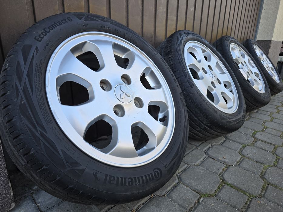 Felgi z oponami 195/50R15 Mitsubishi Colt 4x114,3 CZC Lancer Galant