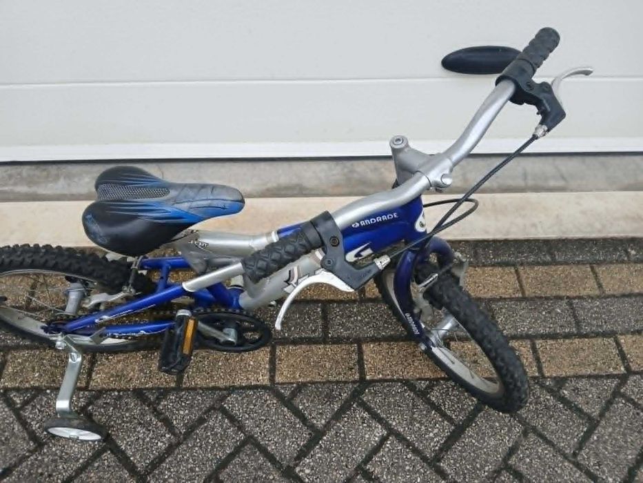 Bicicleta de criança como nova + capacete
