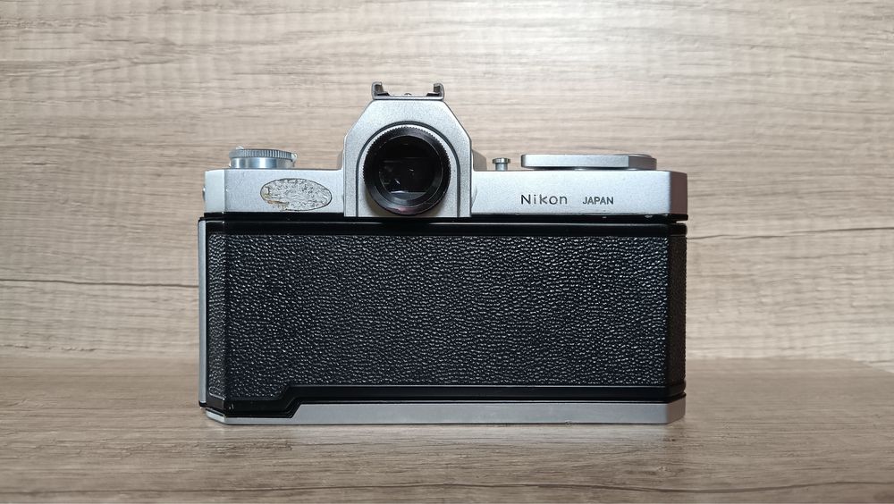 nikkormat - купити плівкові фотоапарати - Ціна на OLX.ua