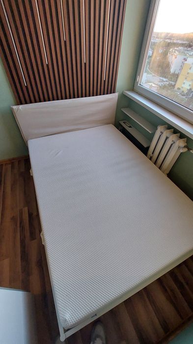 Łóżko 140x200 + materac