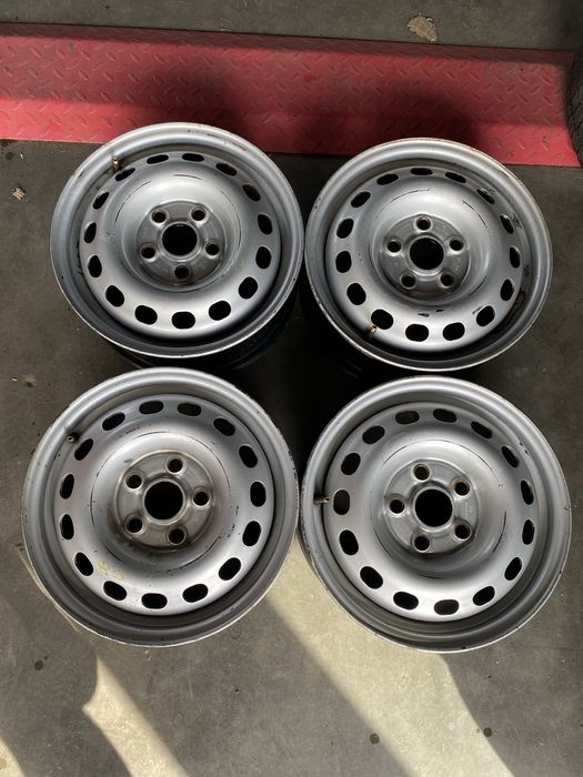 Діски 5 112R15 Volkswagen Transporter T4