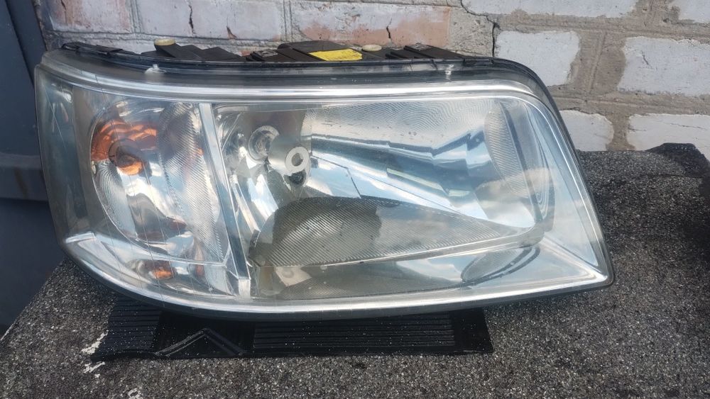 Фара Honda CRV пр