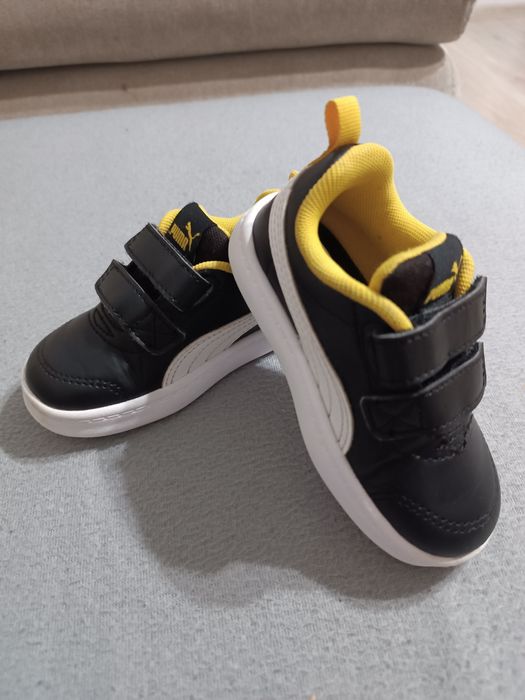 Buty chłopięce Puma rozm 22