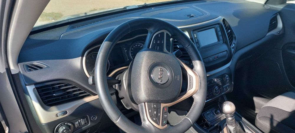 JEEP Cherokee 2.0 MJD Longitude 2014