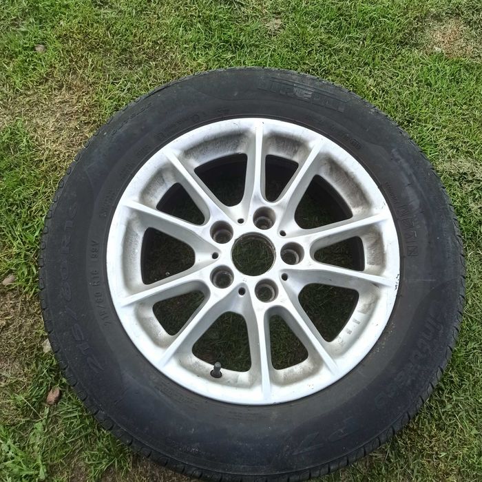 Felgi z oponami pirelli  16
