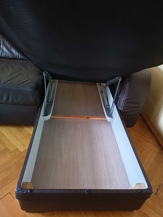 Kanapa narożna, skórzana, z funkcją spania