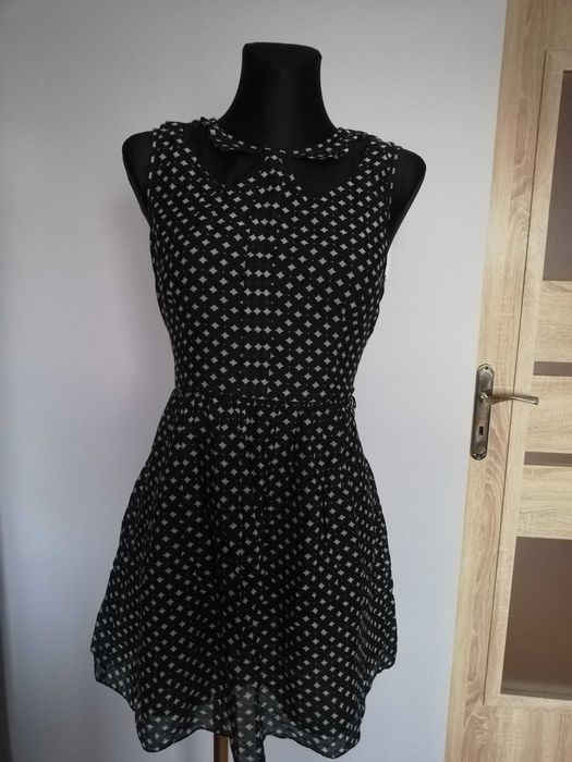 Sukienka Groszki